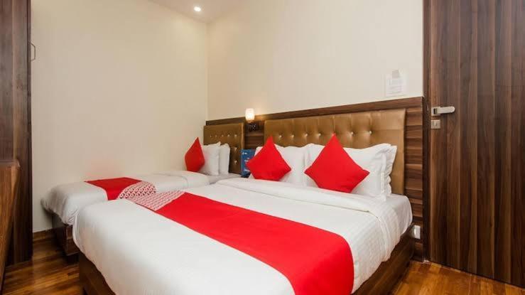 Hotel Amfahh - Mumbai — Photos 1